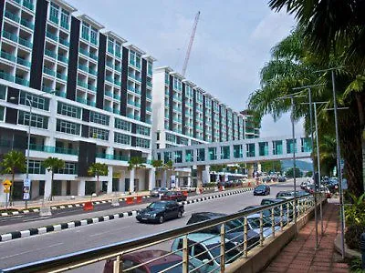 Damas Suites & Residences Kuala Lumpur Hotel apartamentowy